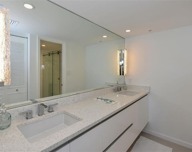 11 Sunset Drive - Photo Thumbnail 22