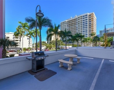 11 Sunset Drive - Photo Thumbnail 35