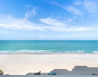 2425 Gulf Of Mexico Drive - Photo Thumbnail 34