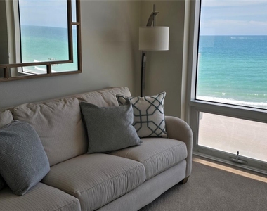 2425 Gulf Of Mexico Drive - Photo Thumbnail 30
