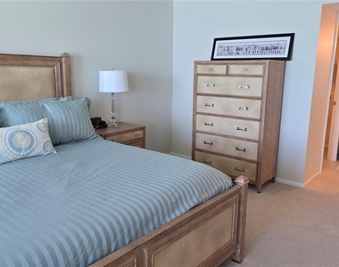 2425 Gulf Of Mexico Drive - Photo Thumbnail 26