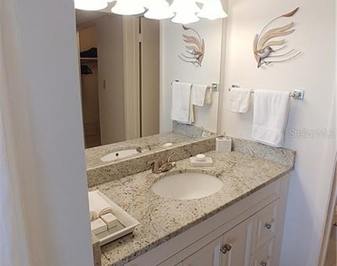 3235 Gulf Of Mexico Drive - Photo Thumbnail 9