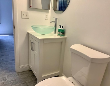 3213 Beneva Road - Photo Thumbnail 11