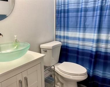3213 Beneva Road - Photo Thumbnail 13