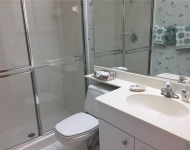 549 Fallbrook Drive - Photo Thumbnail 14
