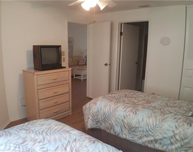 5907 36th Avenue Circle W - Photo Thumbnail 13