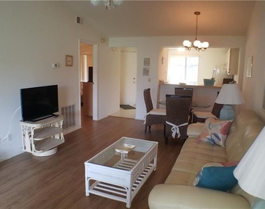 5907 36th Avenue Circle W - Photo Thumbnail 5