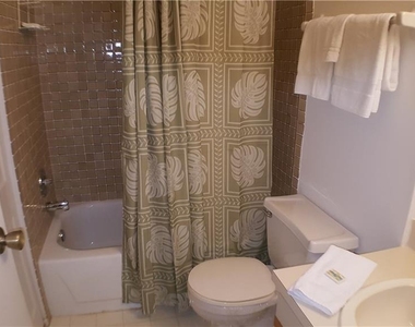 5907 36th Avenue Circle W - Photo Thumbnail 10