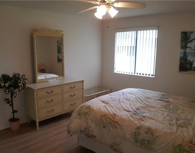 5907 36th Avenue Circle W - Photo Thumbnail 8