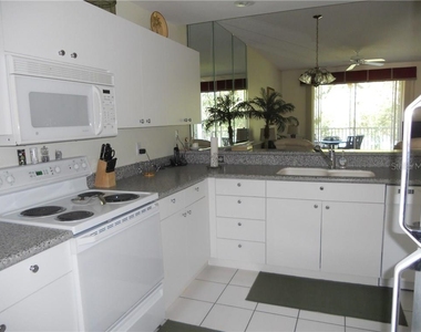 8750 Olde Hickory Avenue - Photo Thumbnail 1