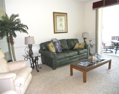 8750 Olde Hickory Avenue - Photo Thumbnail 5