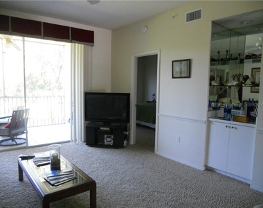 8750 Olde Hickory Avenue - Photo Thumbnail 10