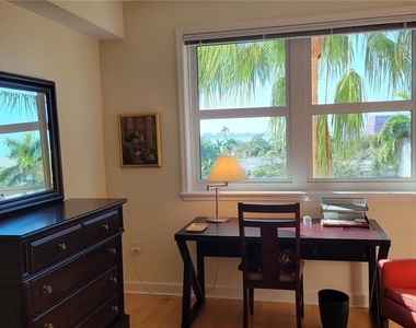 750 N Tamiami Trail - Photo Thumbnail 13