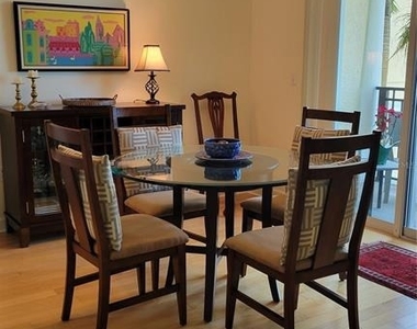 750 N Tamiami Trail - Photo Thumbnail 5