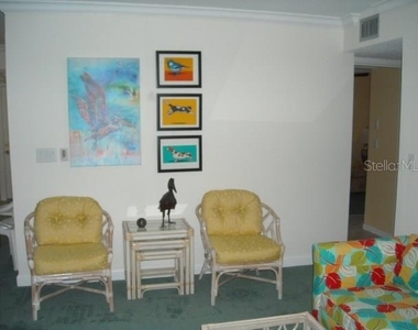 1700 Glenhouse Drive - Photo Thumbnail 3