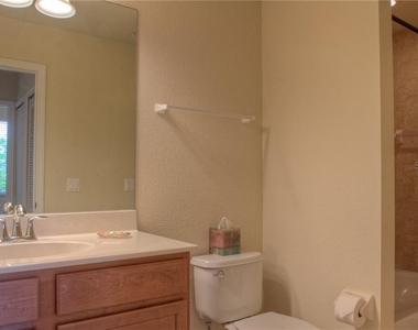 7705 Grand Estuary Trail - Photo Thumbnail 14