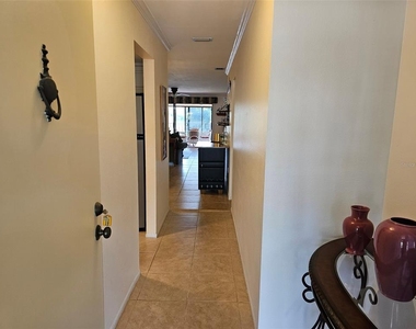 6468 Seagull Drive - Photo Thumbnail 4