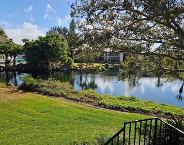 6468 Seagull Drive - Photo Thumbnail 27