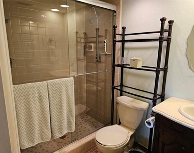 6468 Seagull Drive - Photo Thumbnail 19