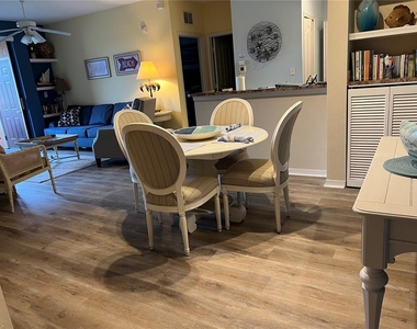 8357 38th Street Circle E - Photo Thumbnail 5