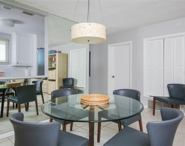 500 S Washington Drive - Photo Thumbnail 8
