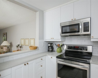 500 S Washington Drive - Photo Thumbnail 7