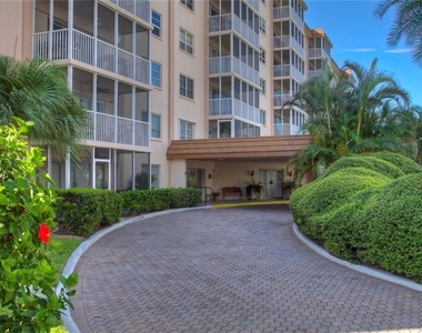 800 Benjamin Franklin Drive - Photo Thumbnail 2