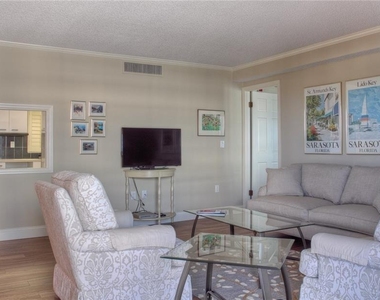 800 Benjamin Franklin Drive - Photo Thumbnail 5