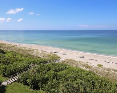 1135 Gulf Of Mexico Drive - Photo Thumbnail 31