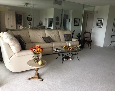 3660 Ironwood Circle - Photo Thumbnail 7