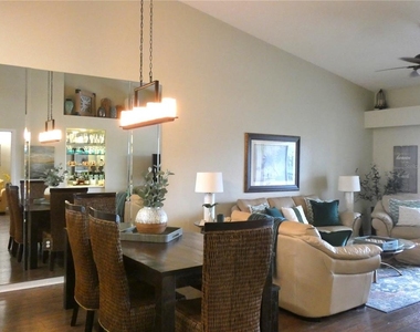 4639 Chapel Hill Drive - Photo Thumbnail 7
