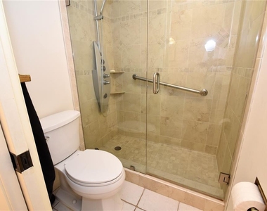 1712 Glenhouse Drive - Photo Thumbnail 11