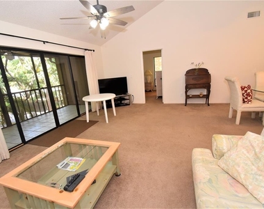 1712 Glenhouse Drive - Photo Thumbnail 8