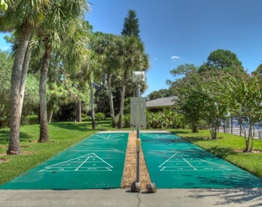 7093 Fairway Bend Lane - Photo Thumbnail 20