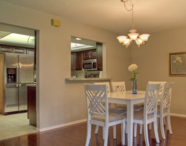 7093 Fairway Bend Lane - Photo Thumbnail 7