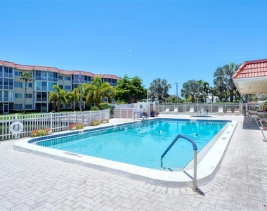 1257 S Portofino Drive - Photo Thumbnail 51