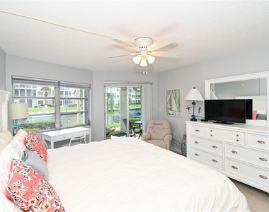 1257 S Portofino Drive - Photo Thumbnail 20