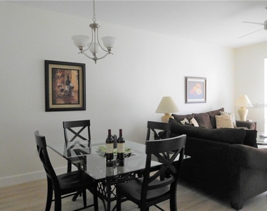 8735 Olde Hickory Avenue - Photo Thumbnail 6