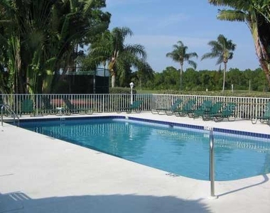 8735 Olde Hickory Avenue - Photo Thumbnail 14