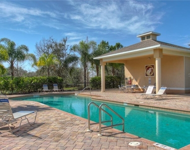 8525 Karpeal Drive - Photo Thumbnail 24