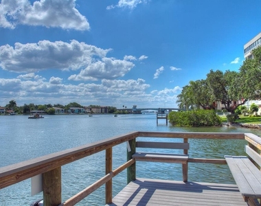 1250 N Portofino Drive - Photo Thumbnail 24