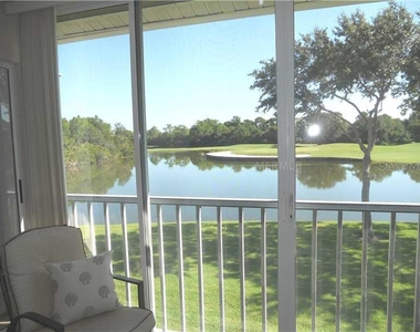 8911 Veranda Way - Photo Thumbnail 14