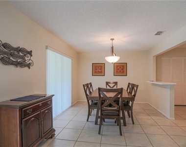 6986 W Country Club Drive N - Photo Thumbnail 8