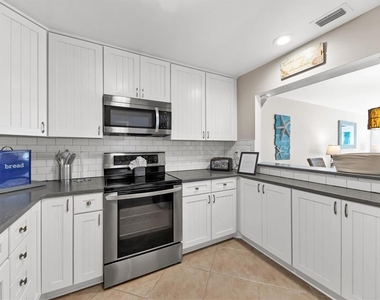 500 S Washington Drive - Photo Thumbnail 5