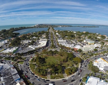 500 S Washington Drive - Photo Thumbnail 36