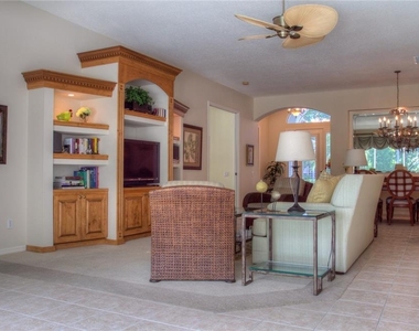 6939 Lennox Place - Photo Thumbnail 4