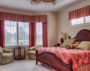 6939 Lennox Place - Photo Thumbnail 11