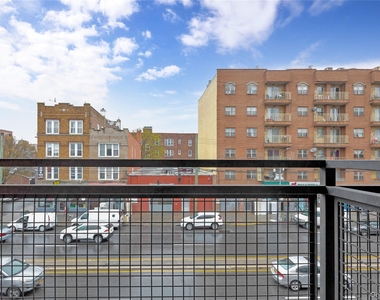 Jamaica Avenue - Photo Thumbnail 15
