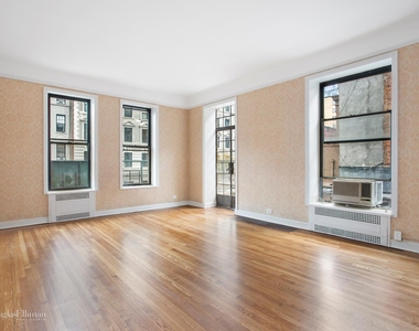 26 E 93rd St - Photo Thumbnail 0