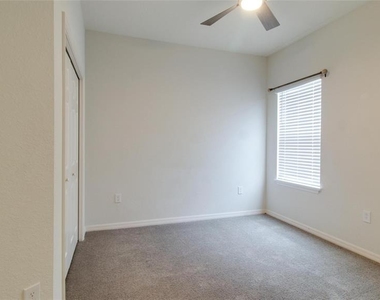 2286 Sunset Way - Photo Thumbnail 8